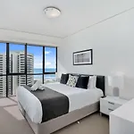 Sierra Grand Broadbeach - Gclr